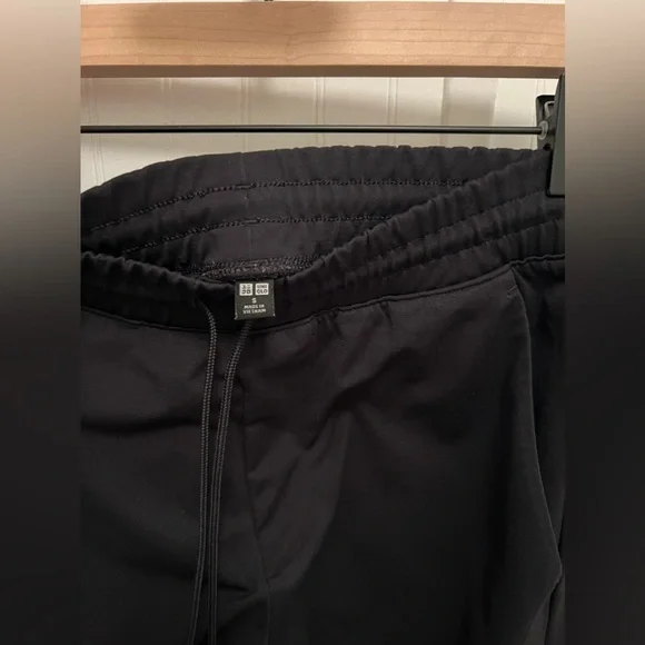 Uniqlo Jogger - Picture 4 of 6